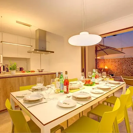 Lhorta By Vintage Travel Villa *